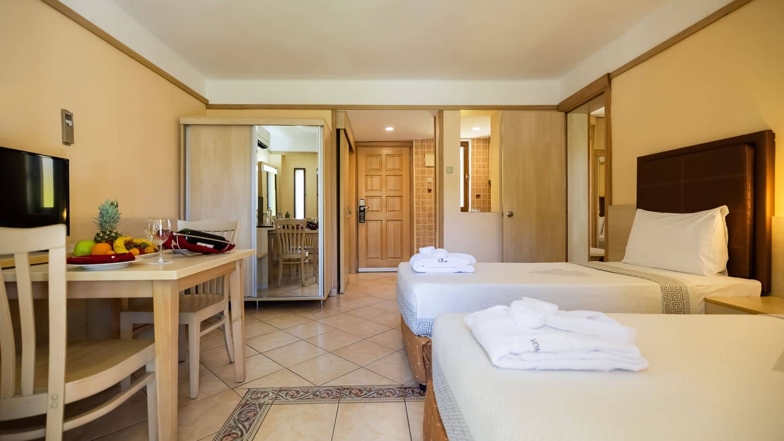 rooms-family-room-2-bedrooms