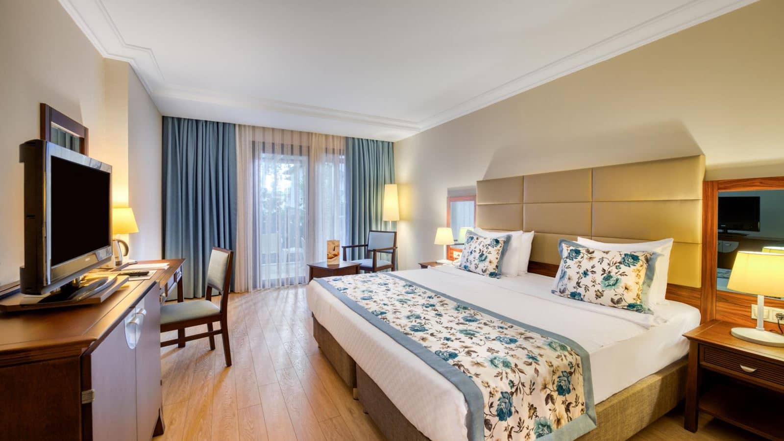 rooms-main-building-standard-room