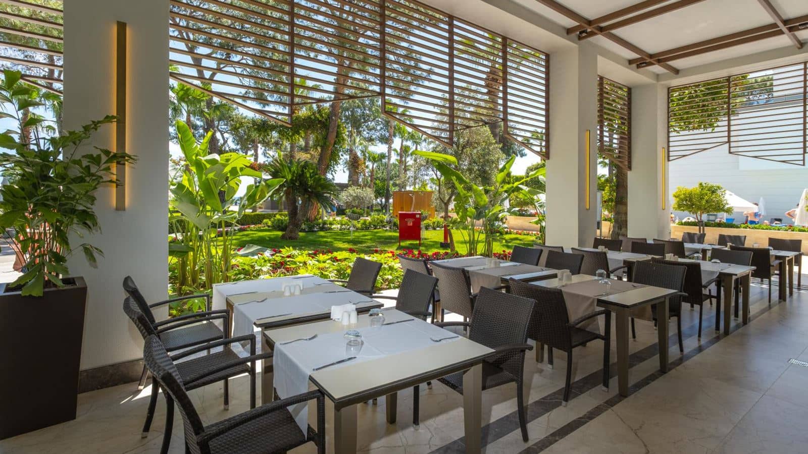 restaurants-main-restaurant