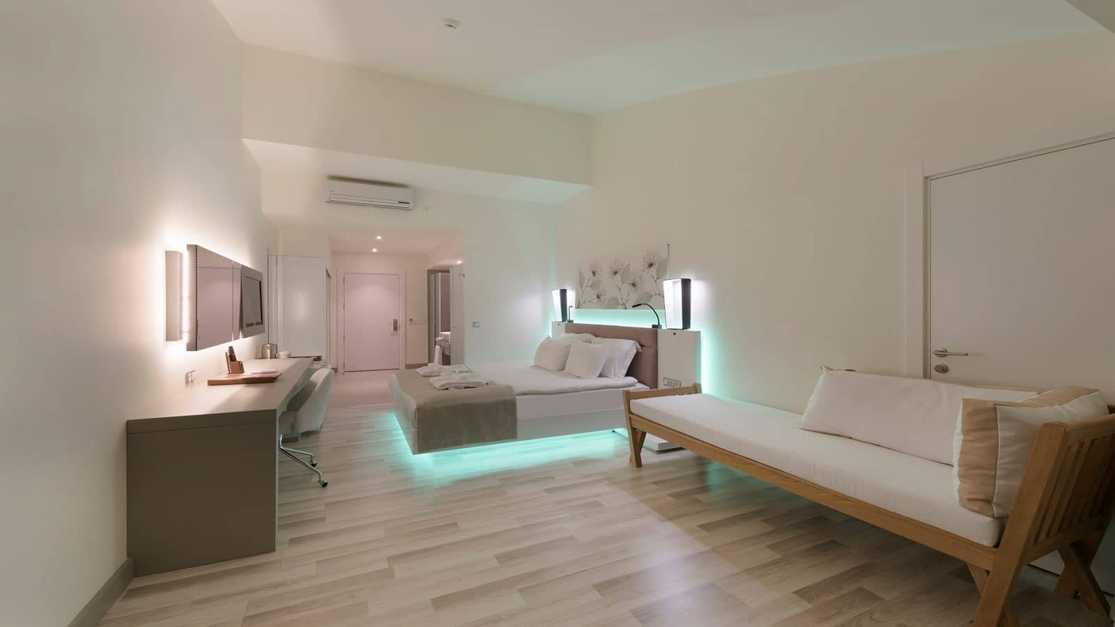 rooms-superior-deluxe-room