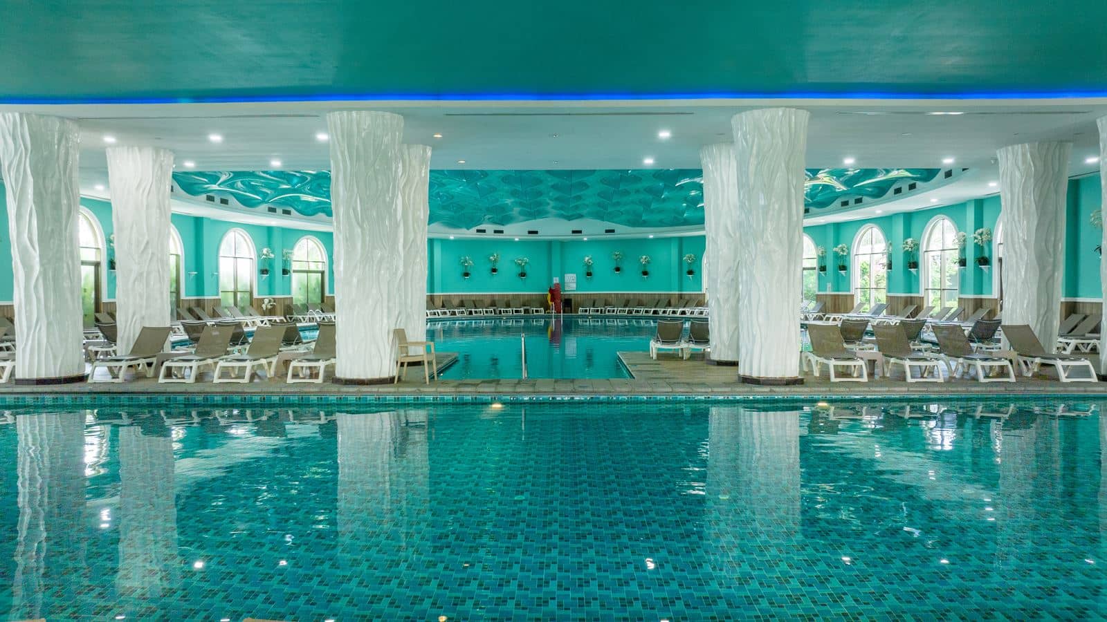 pools-indoor-pool
