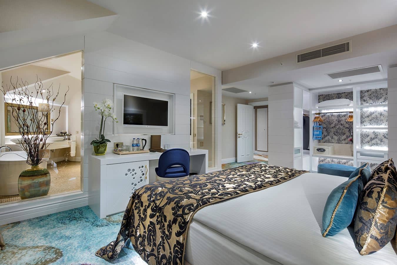 rooms-senior-suite