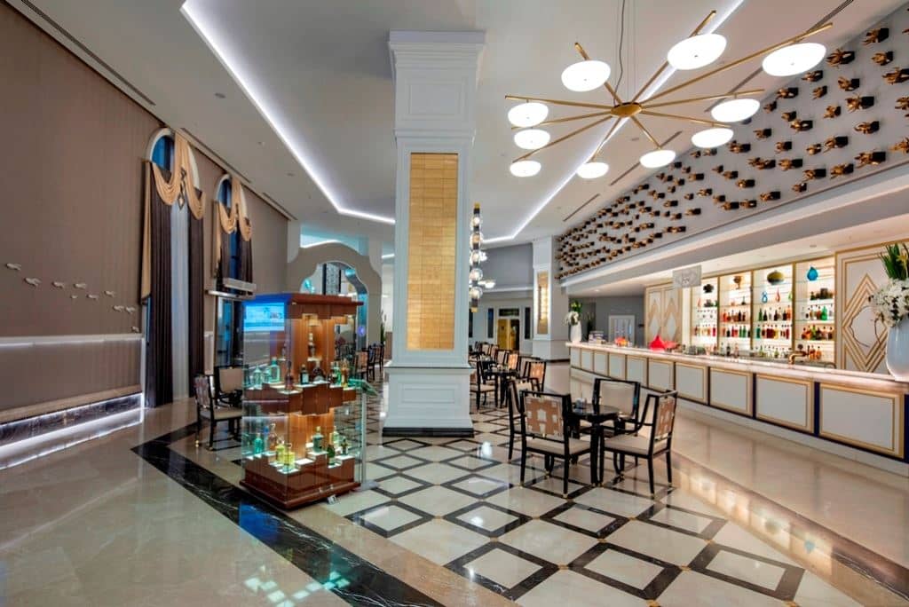 restaurants-the-pajaro-verde-patisserie