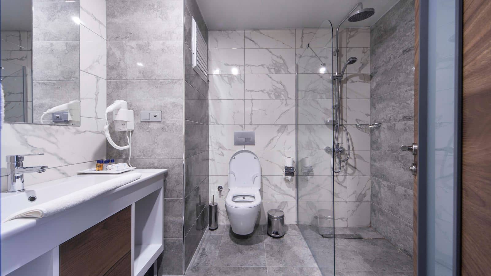 rooms-standard-room