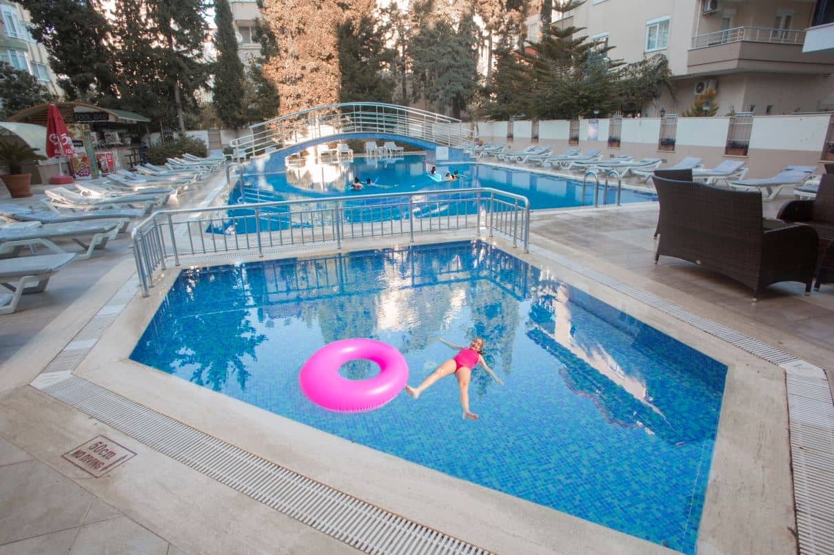 pools-outdoor-pool