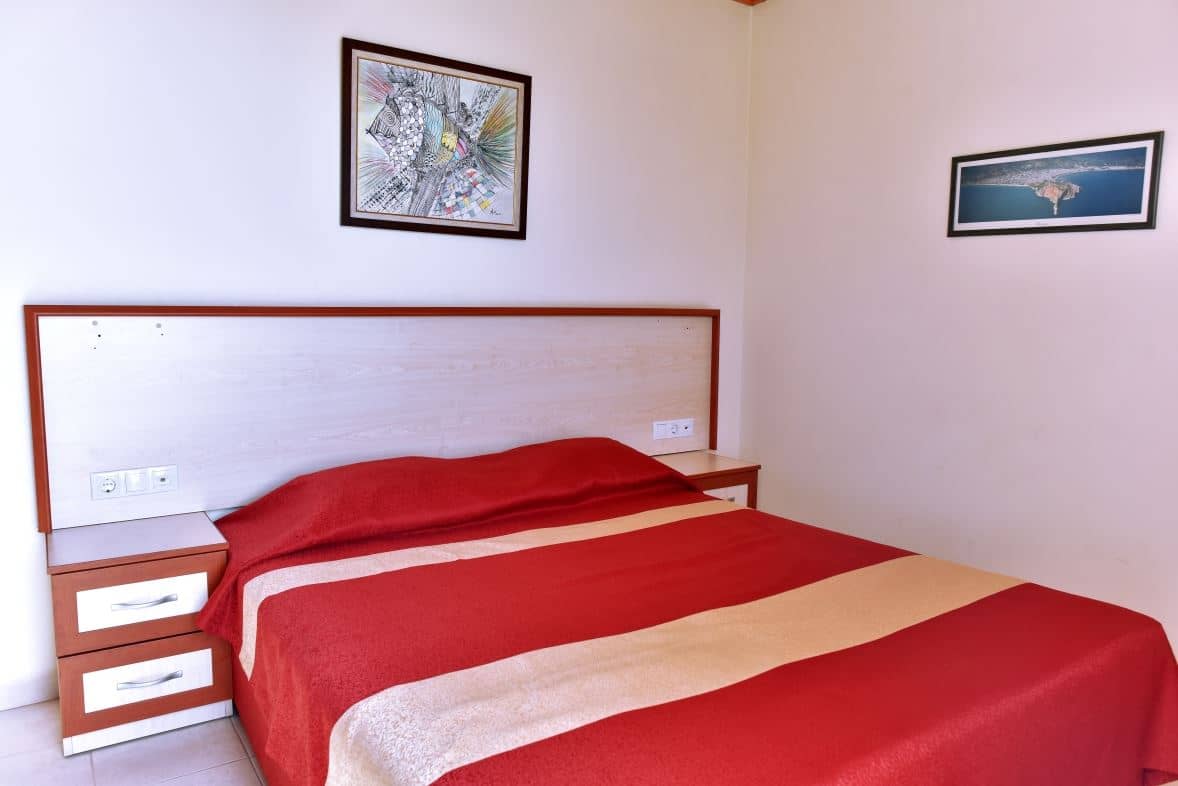 rooms-standard-room
