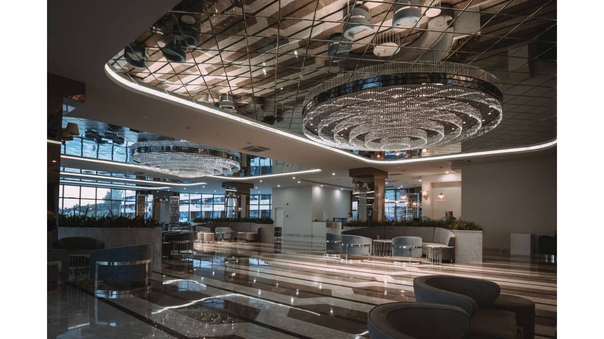 bars-be-mine-lobby-bar