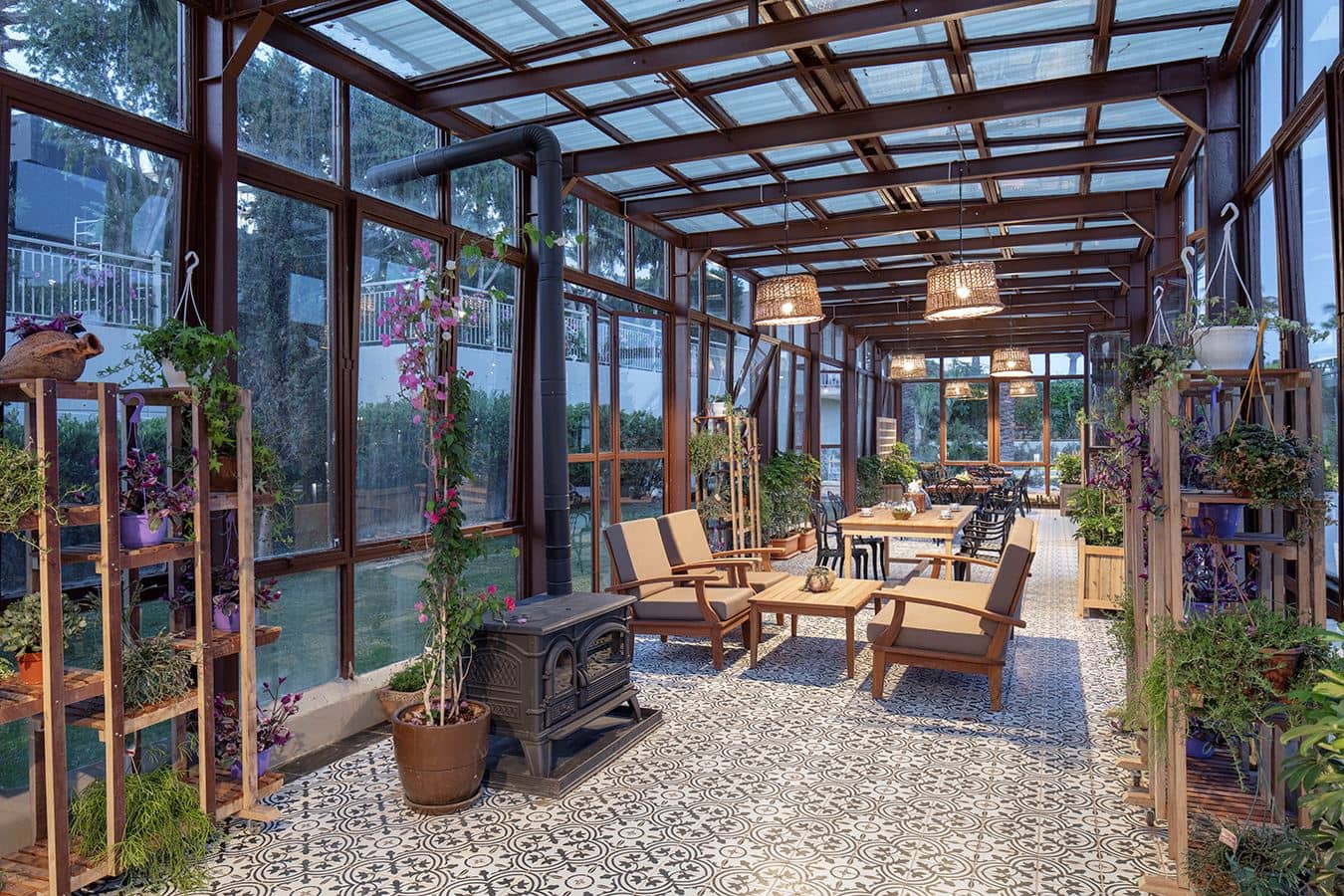 bars-flower-house