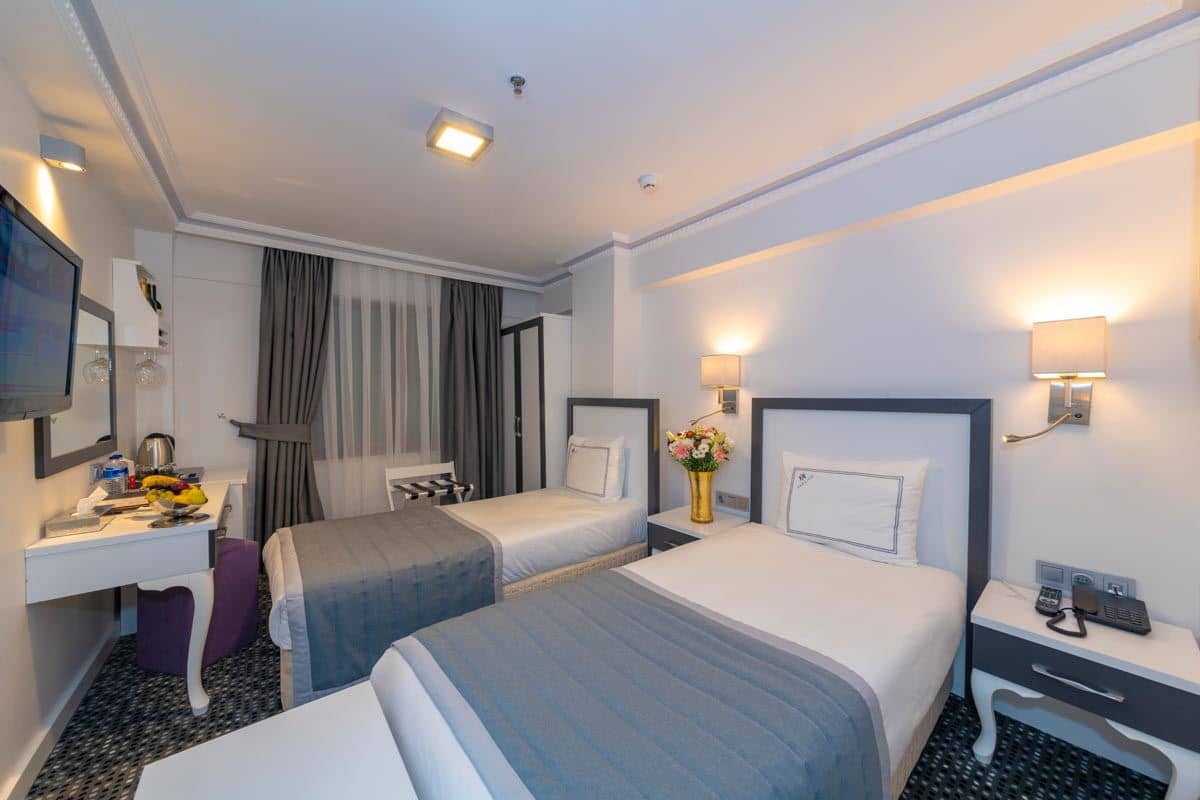 rooms-standard-room