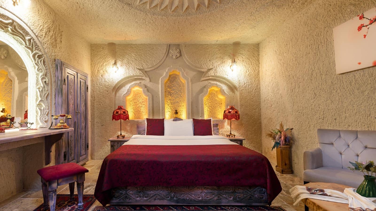 rooms-deluxe-stone-room