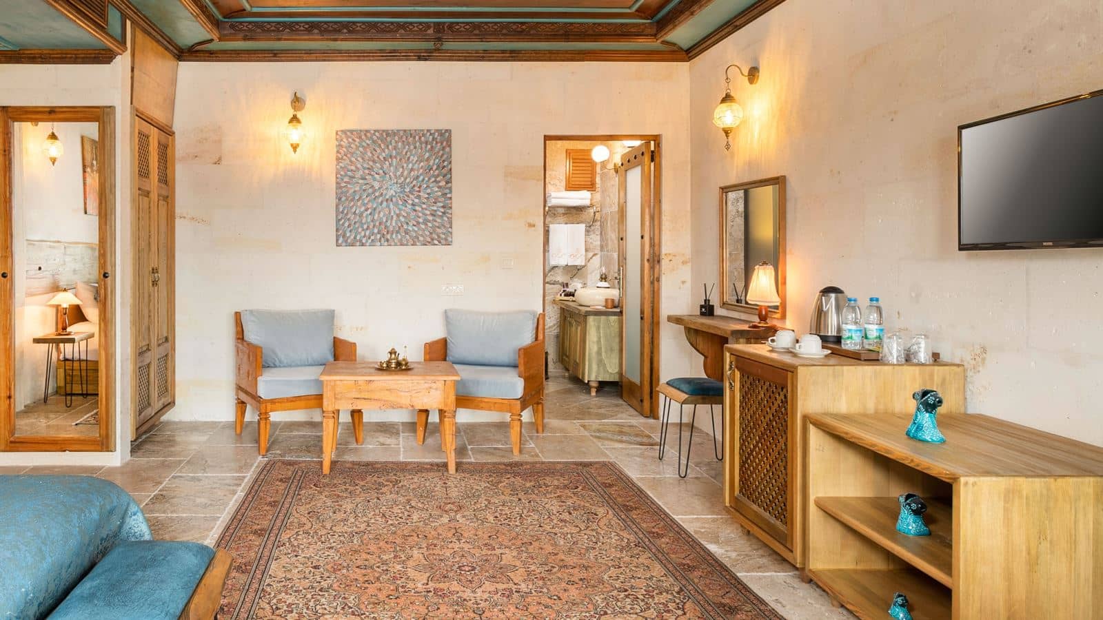 rooms-deluxe-cave-suit