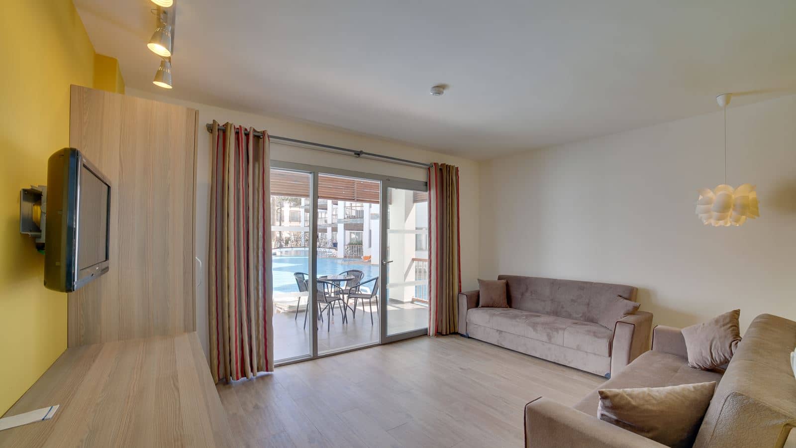 rooms-family-suite-swim-up