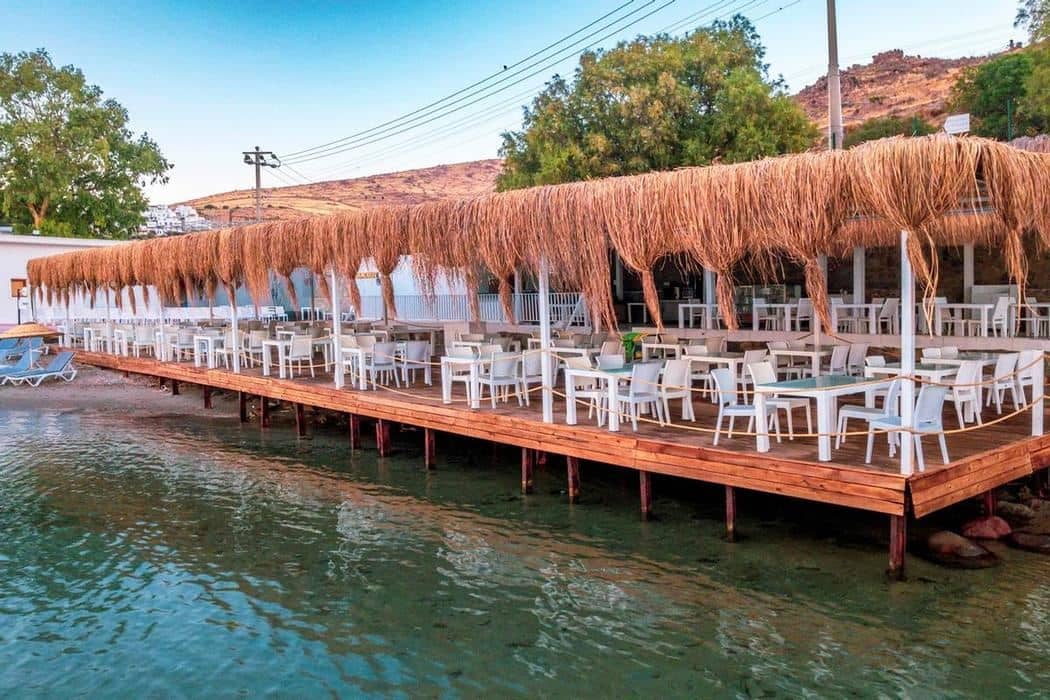 bars-beach-bar