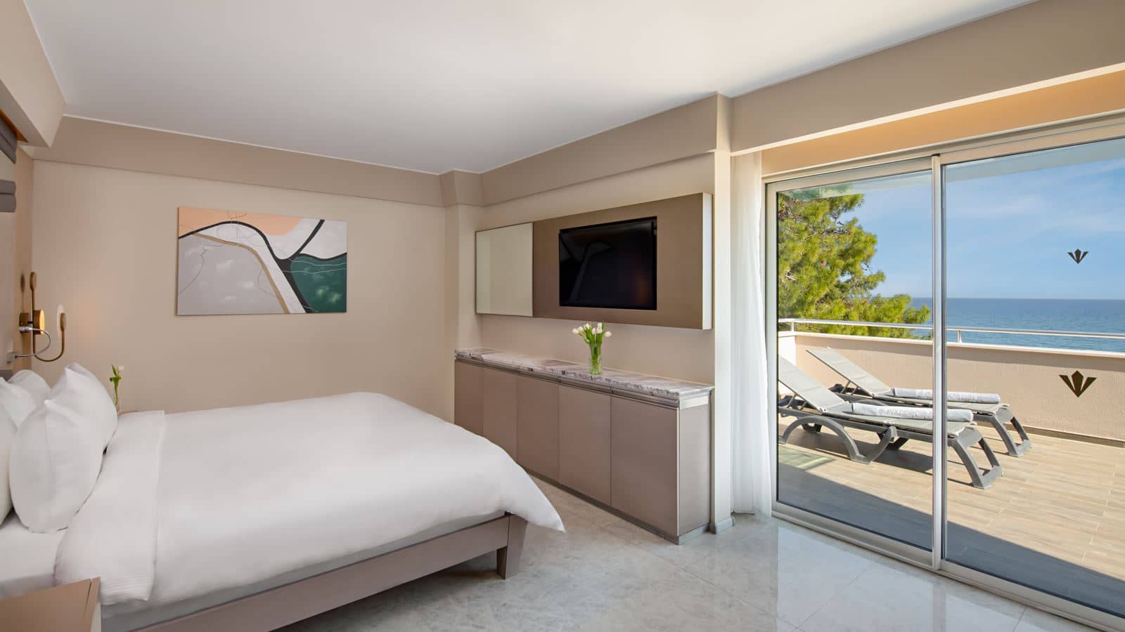 rooms-deluxe-suite