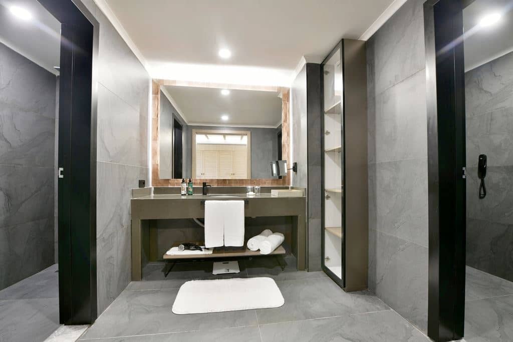 rooms-ethno-suite