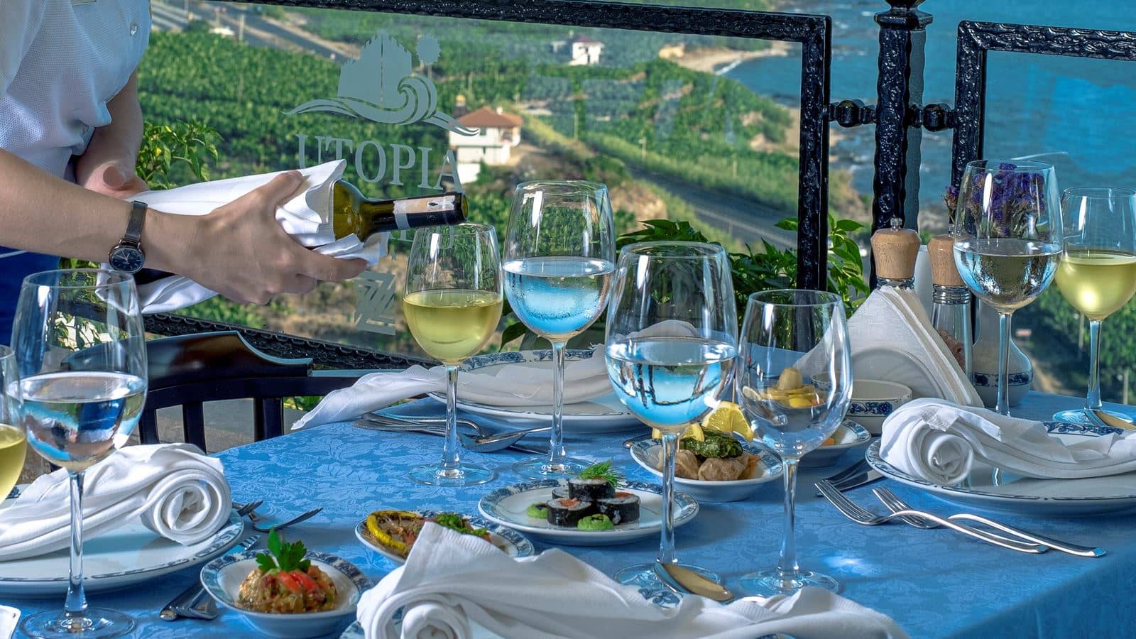 restaurants-alacarte-restaurant