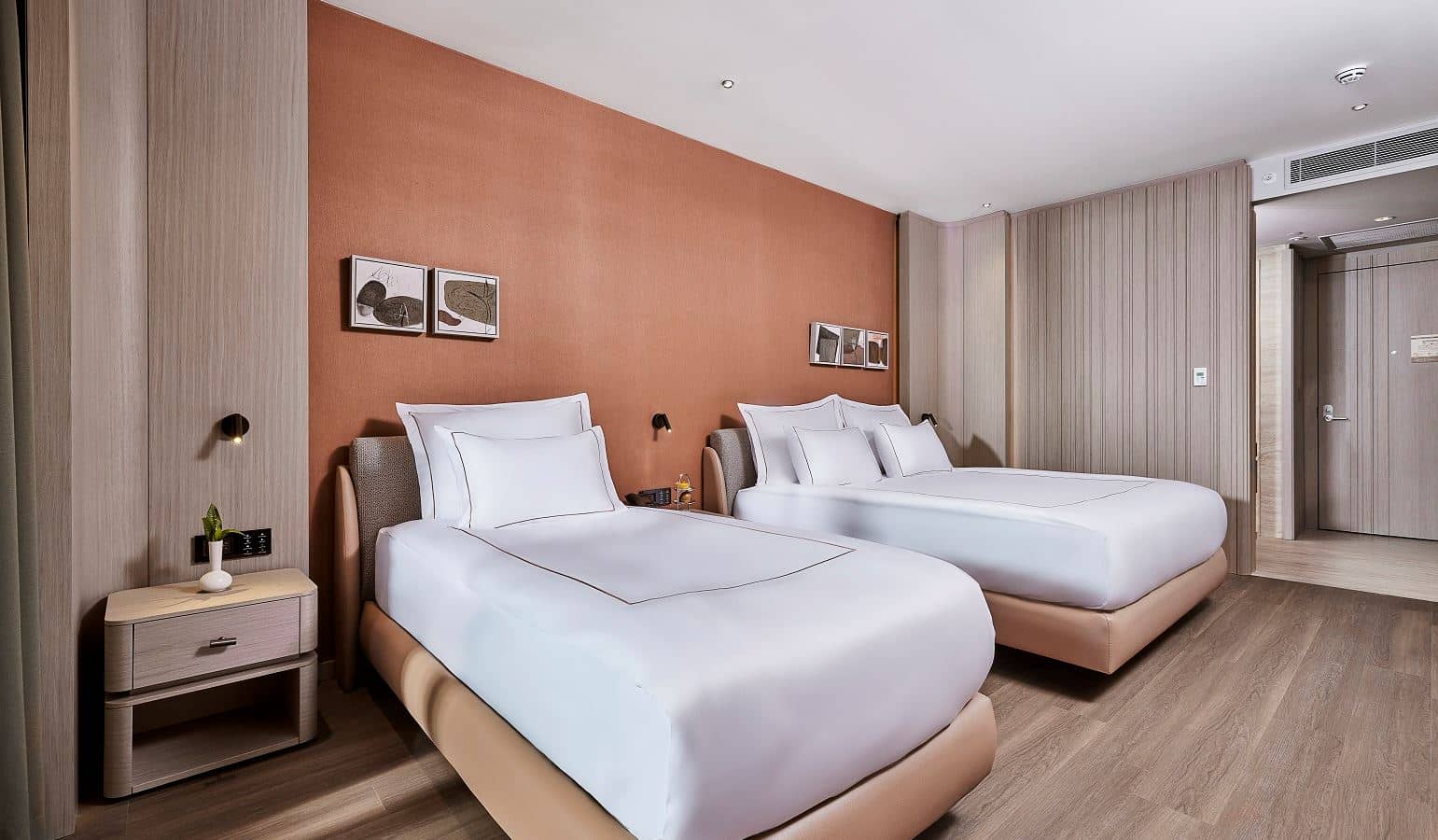 rooms-superior-sea-view-jacuzzi-room