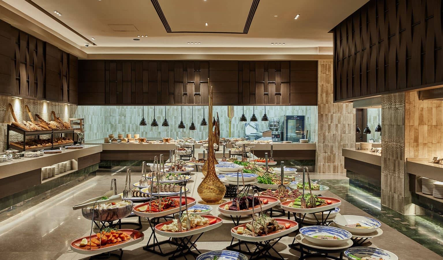 bars-savory-restaurant-bar