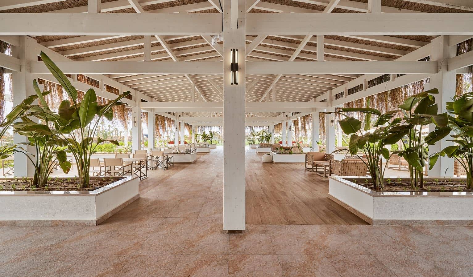 bars-lumino-pool-bar