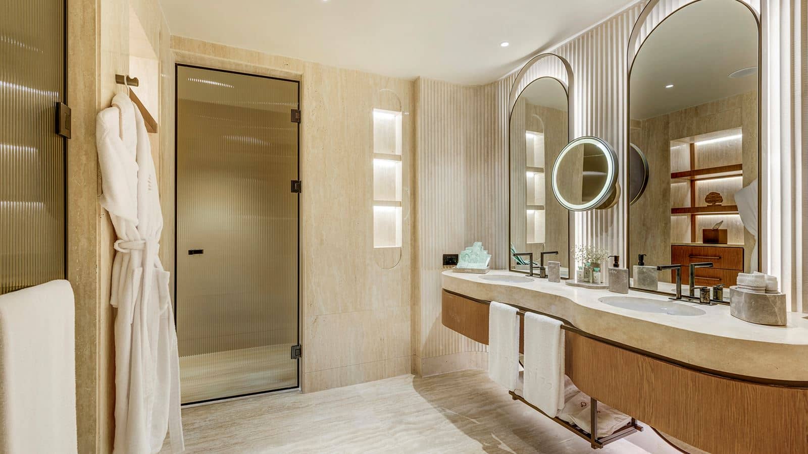 rooms-crown-horizon-suite