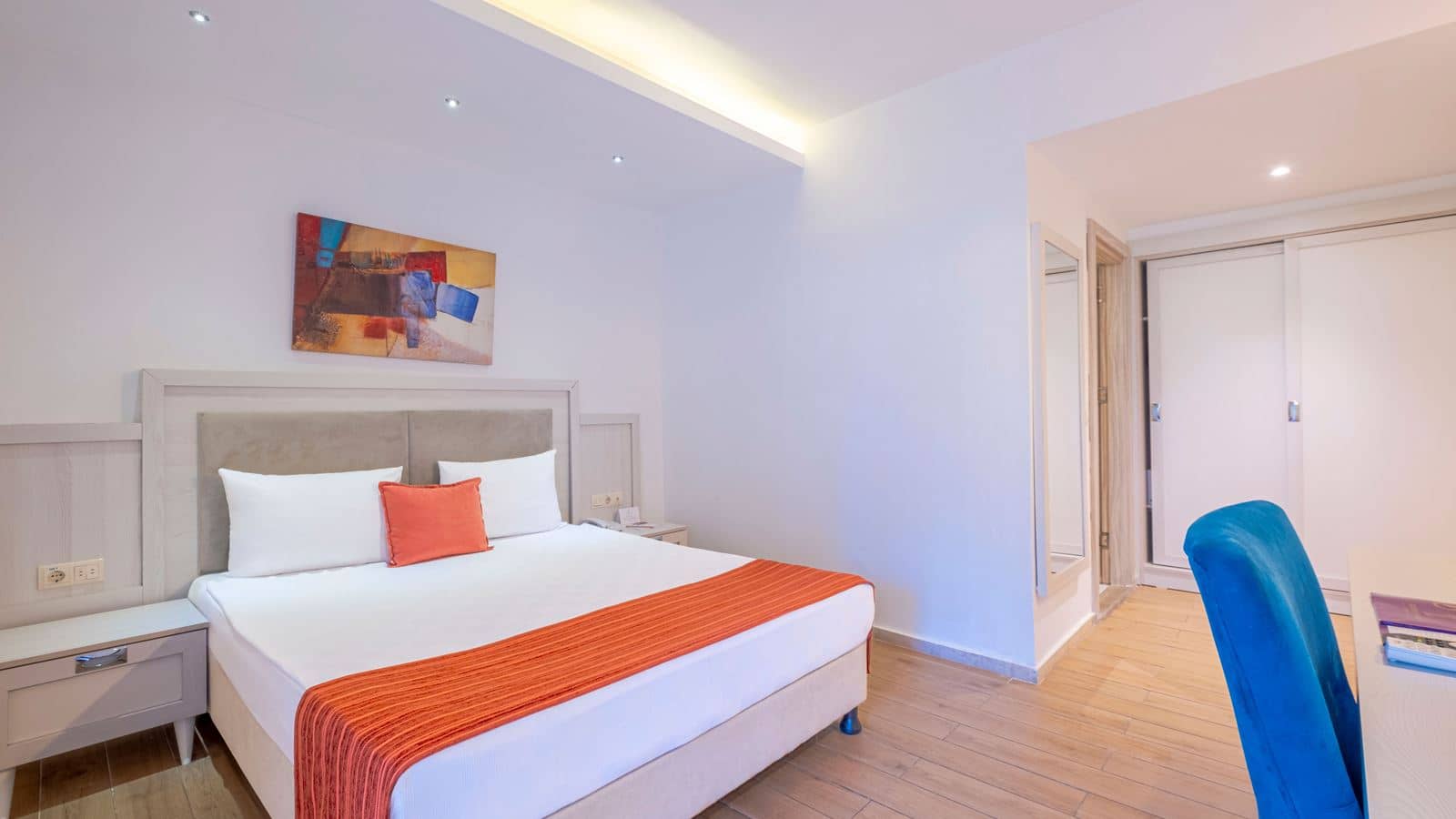 rooms-club-standard-room