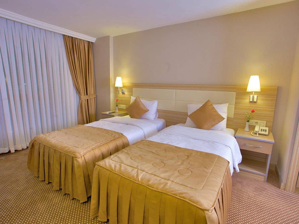 rooms-standard-room