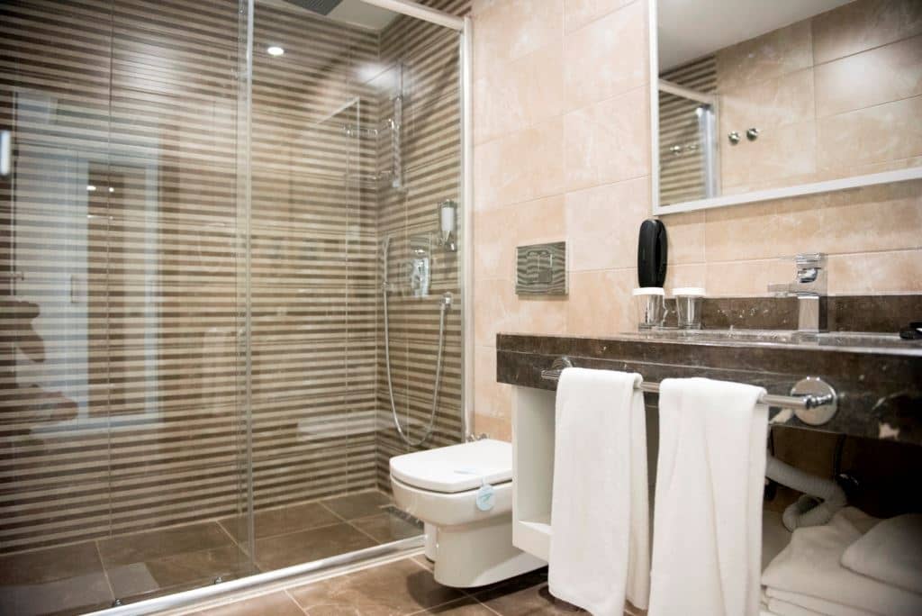 rooms-family-room