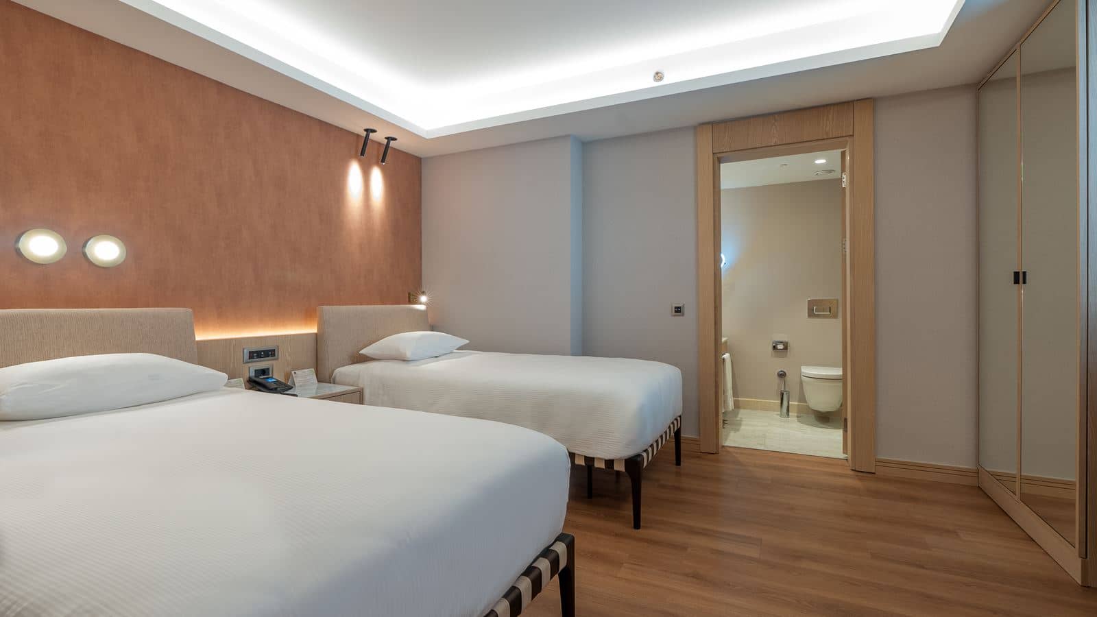 rooms-family-suite-room