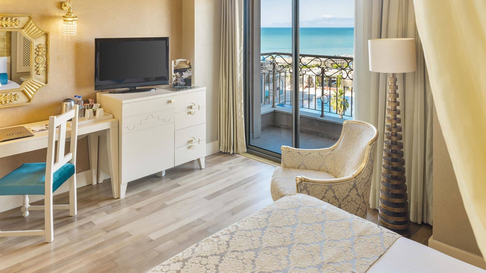 rooms-suite-room
