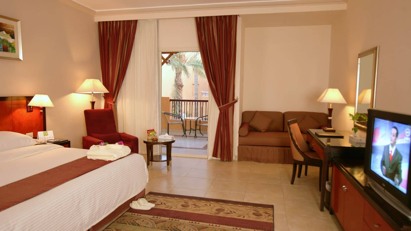rooms-superior-pool-view-room