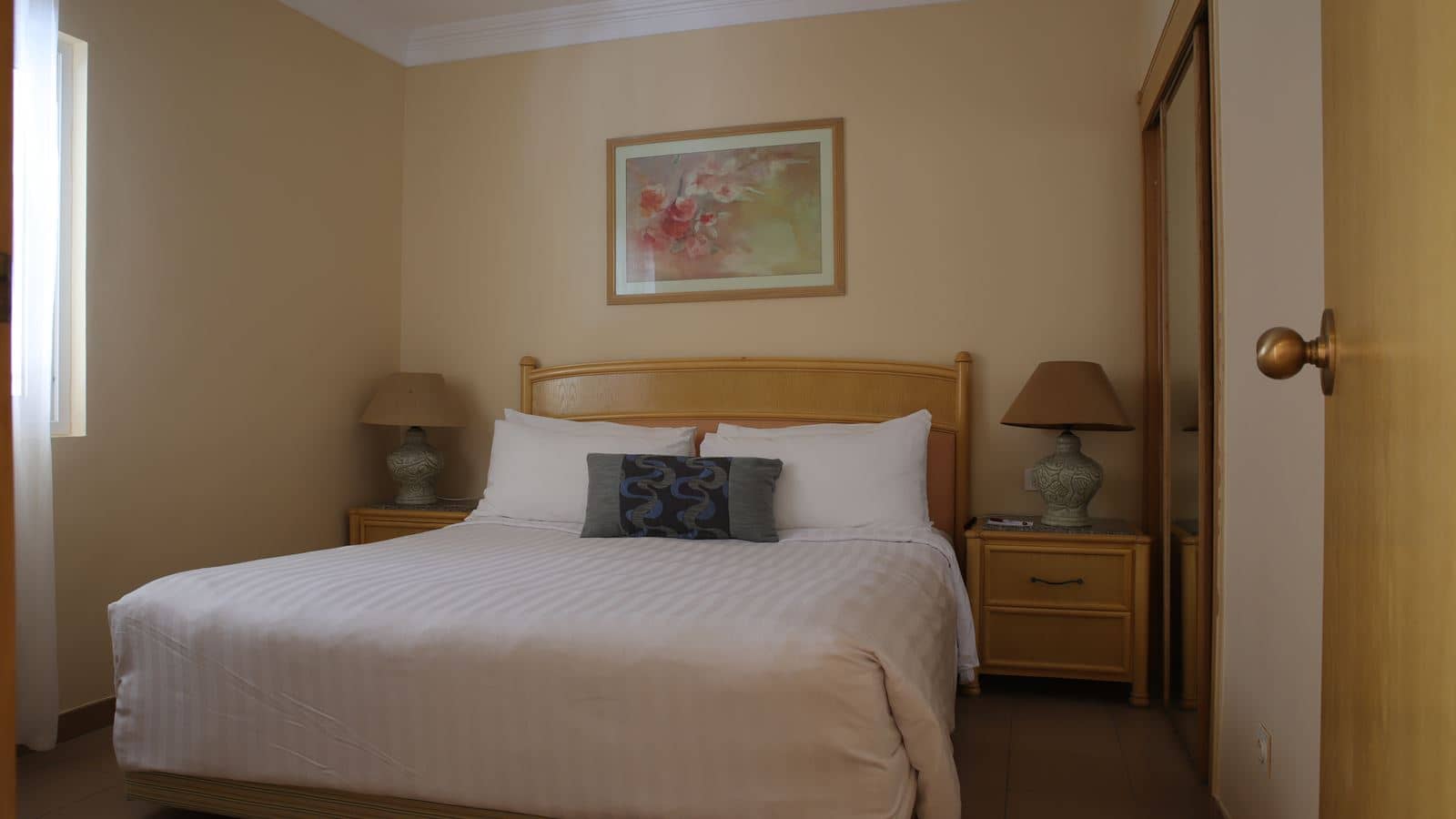 rooms-apartment-one-bedroom-second-line
