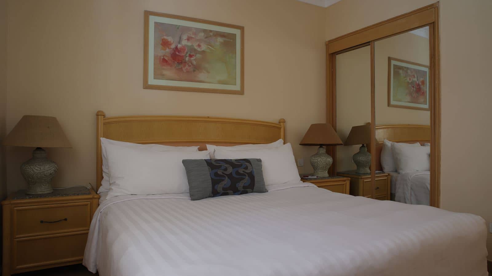 rooms-apartment-one-bedroom-second-line