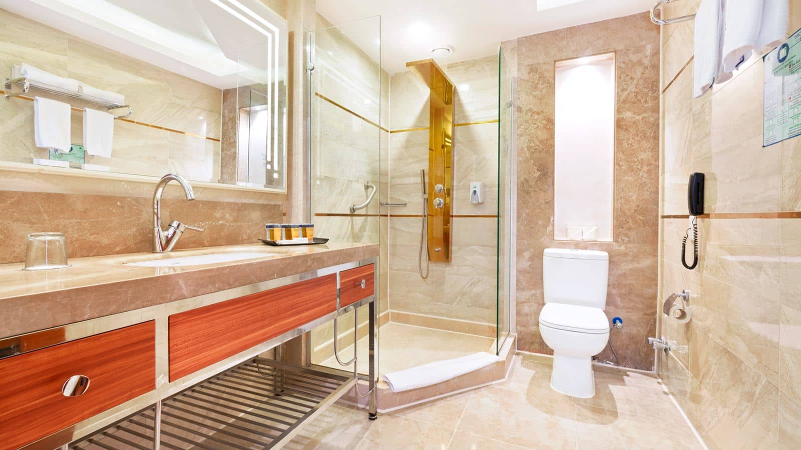 rooms-royal-suite