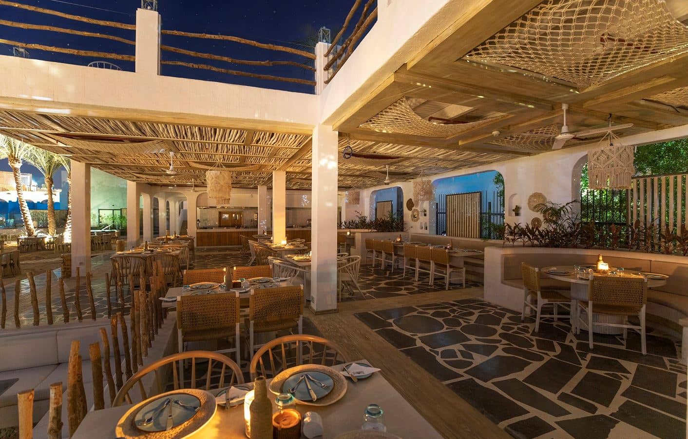 restaurants-yades