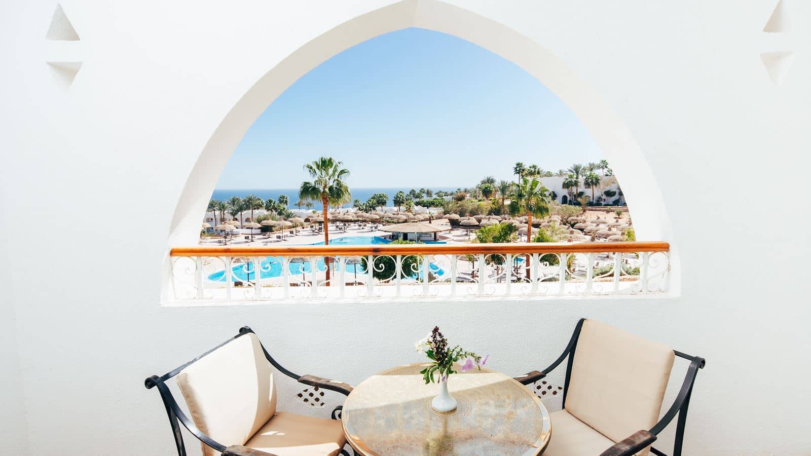 rooms-domina-sultan-beach--pool