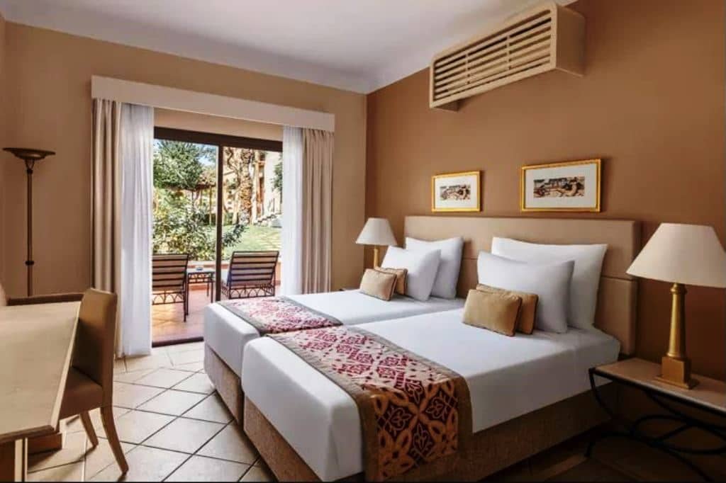 rooms-two-bedrooms-aparment