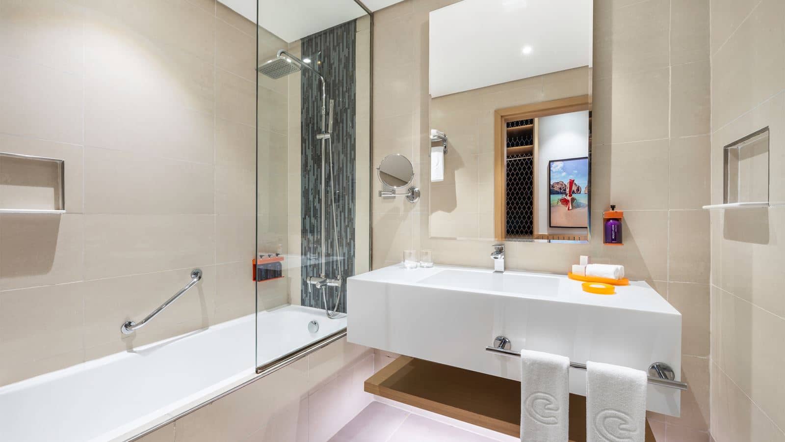 rooms-superior-room-panoramic-sea-view-king