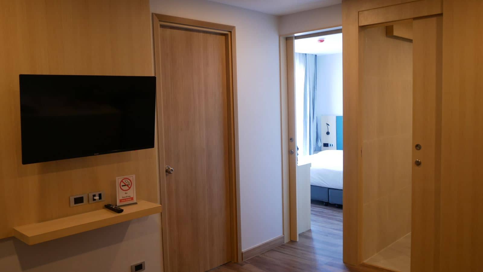 rooms-2-bed-room-cozy