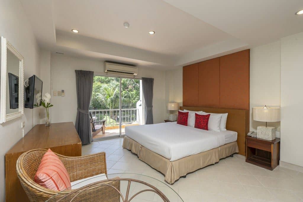rooms-deluxe-double-room