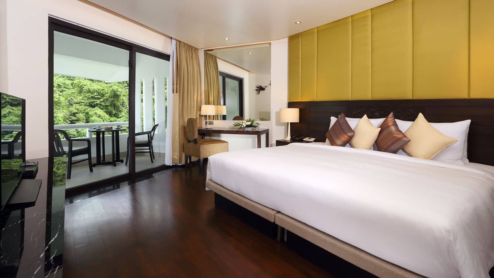 rooms-oceanfront-2bedroom-grande-suite