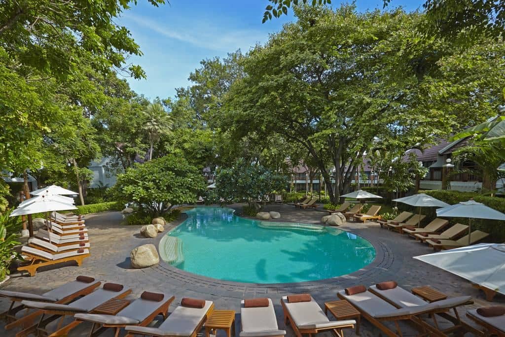 pools-outdoor-pool