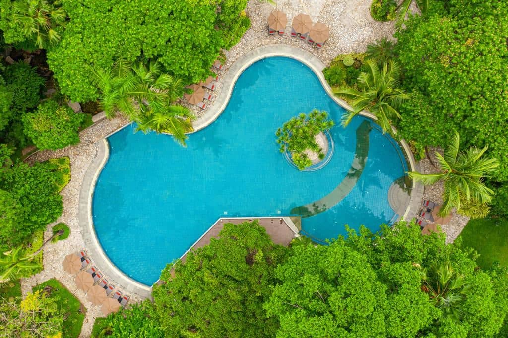 pools-outdoor-pool