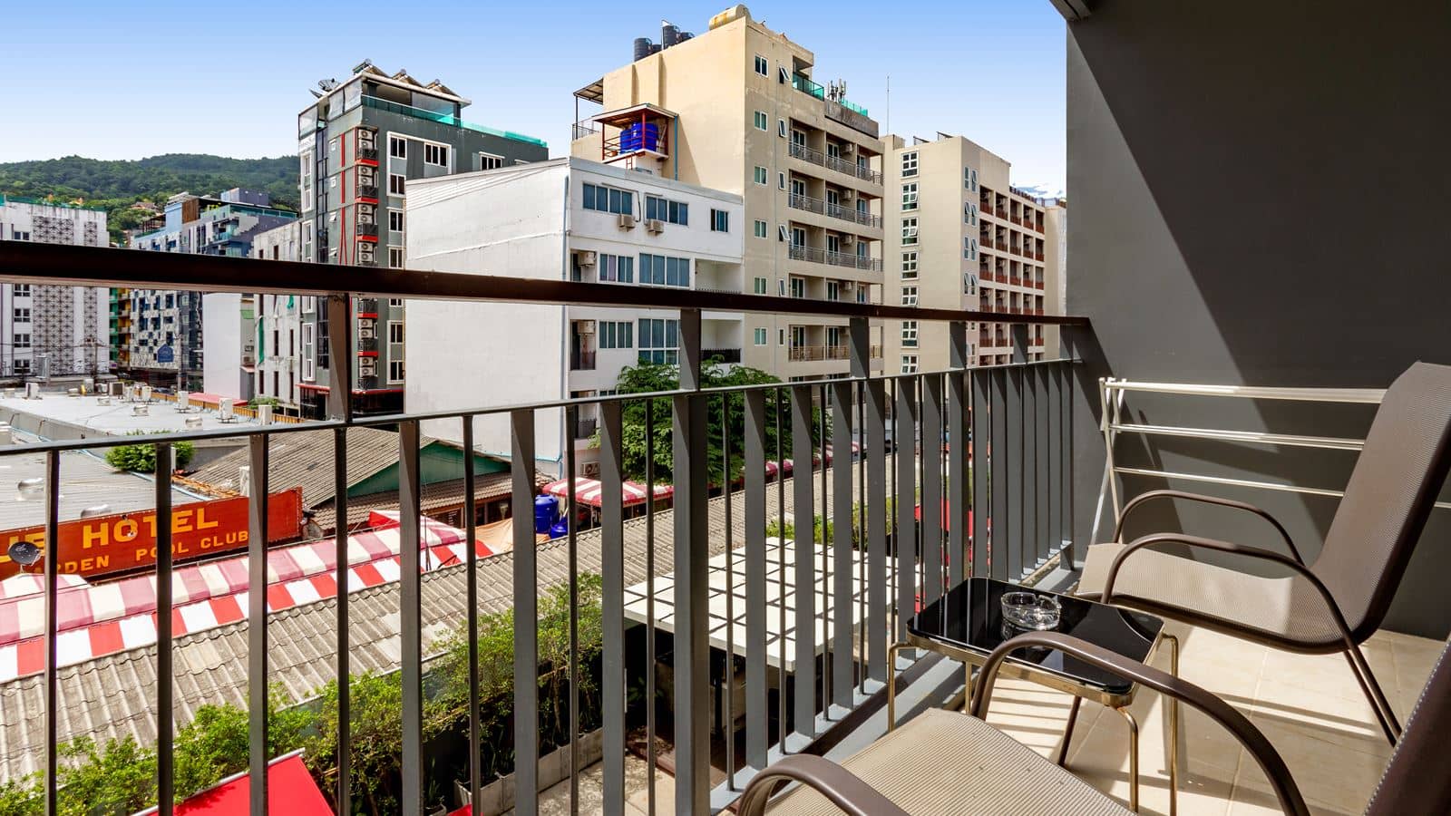 rooms-view-pent-balcony