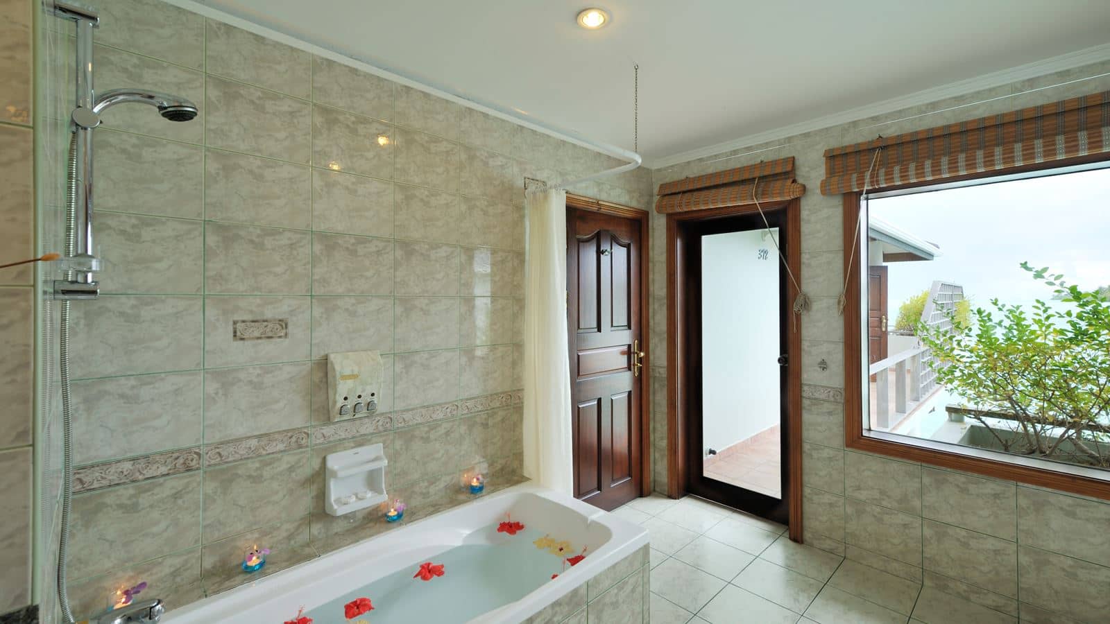 rooms-water-villa
