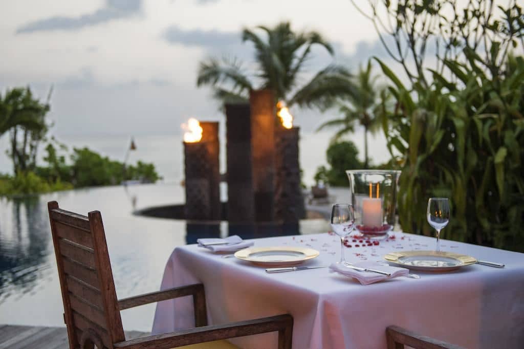 restaurants-breakfast-on-the-villa