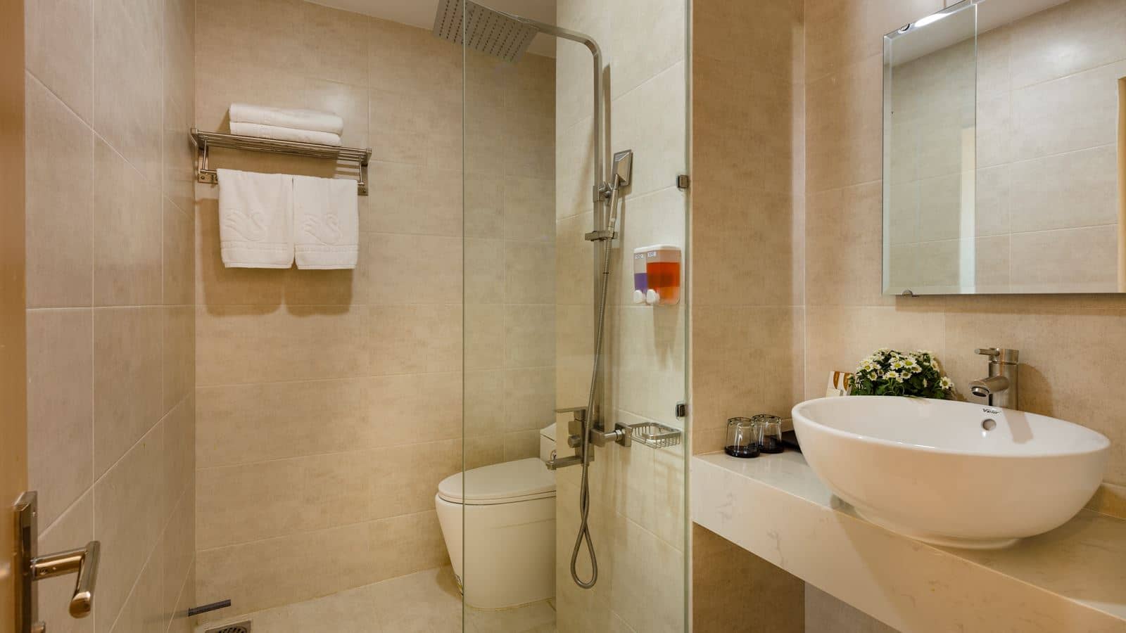 rooms-deluxe-mountain-view