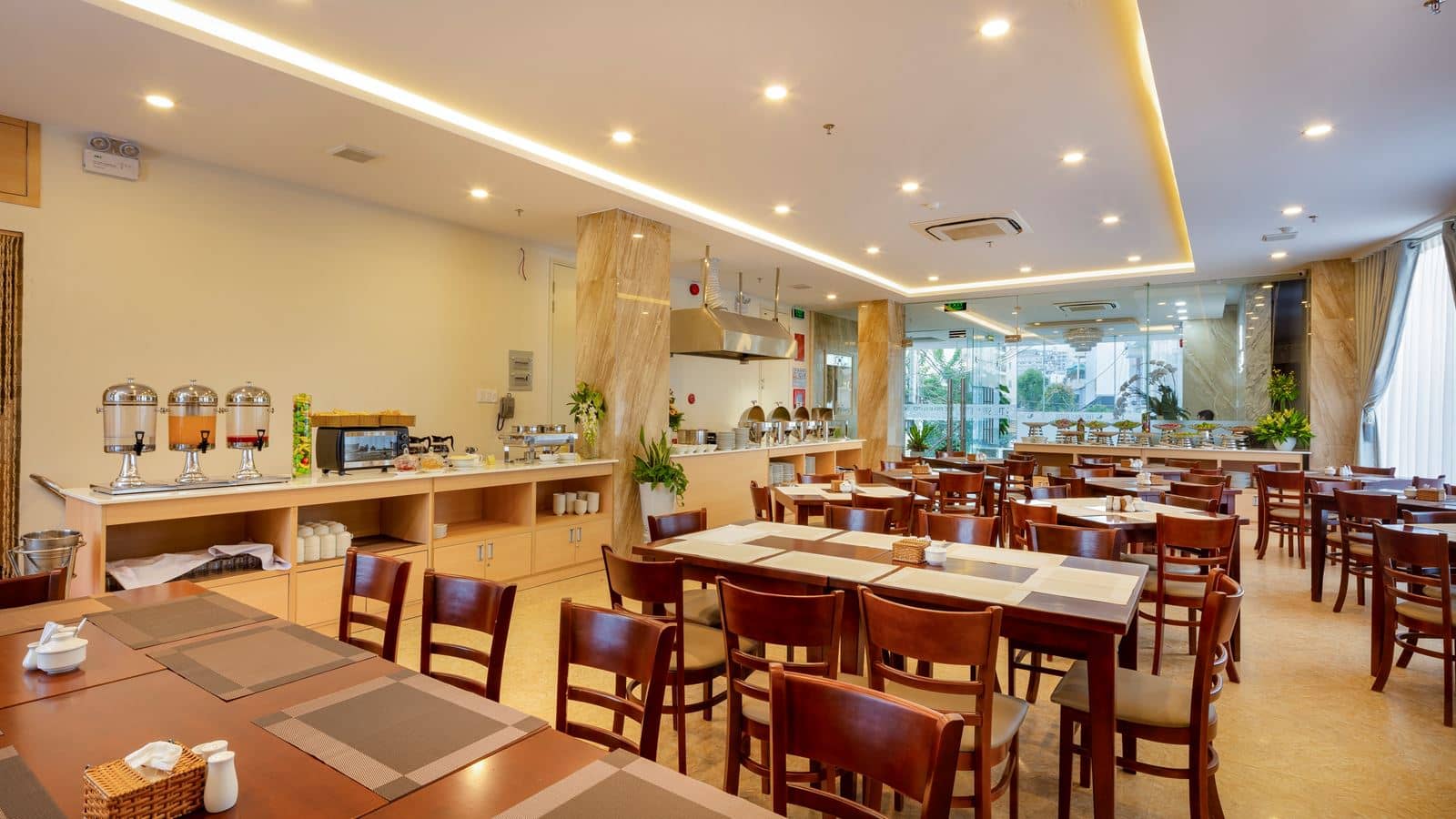 restaurants-lobby