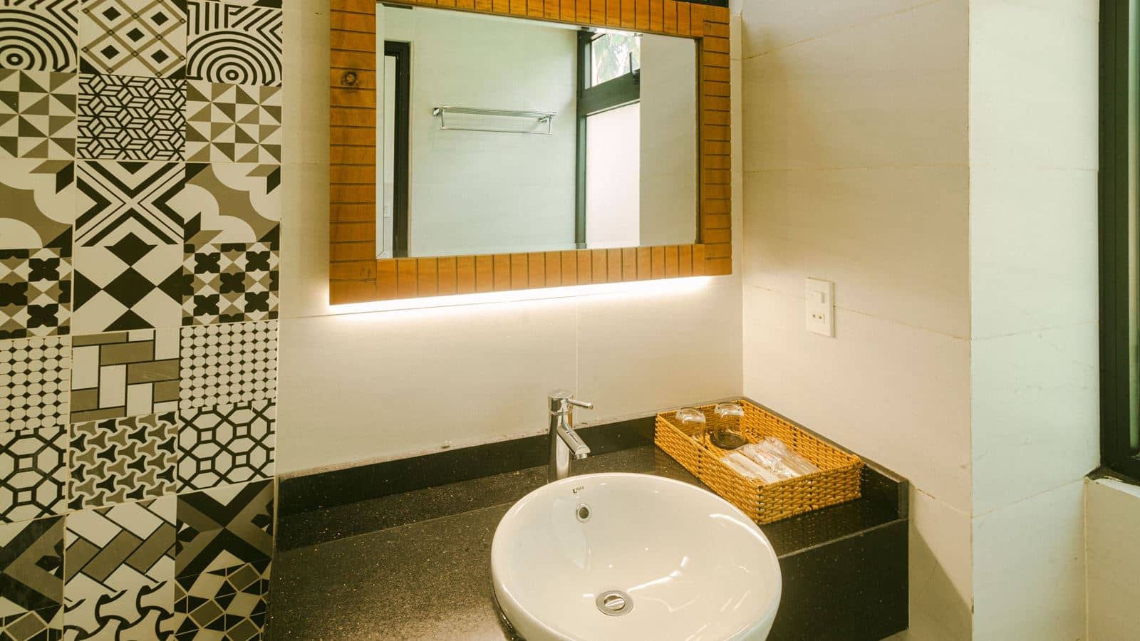 rooms-deluxe-double-room