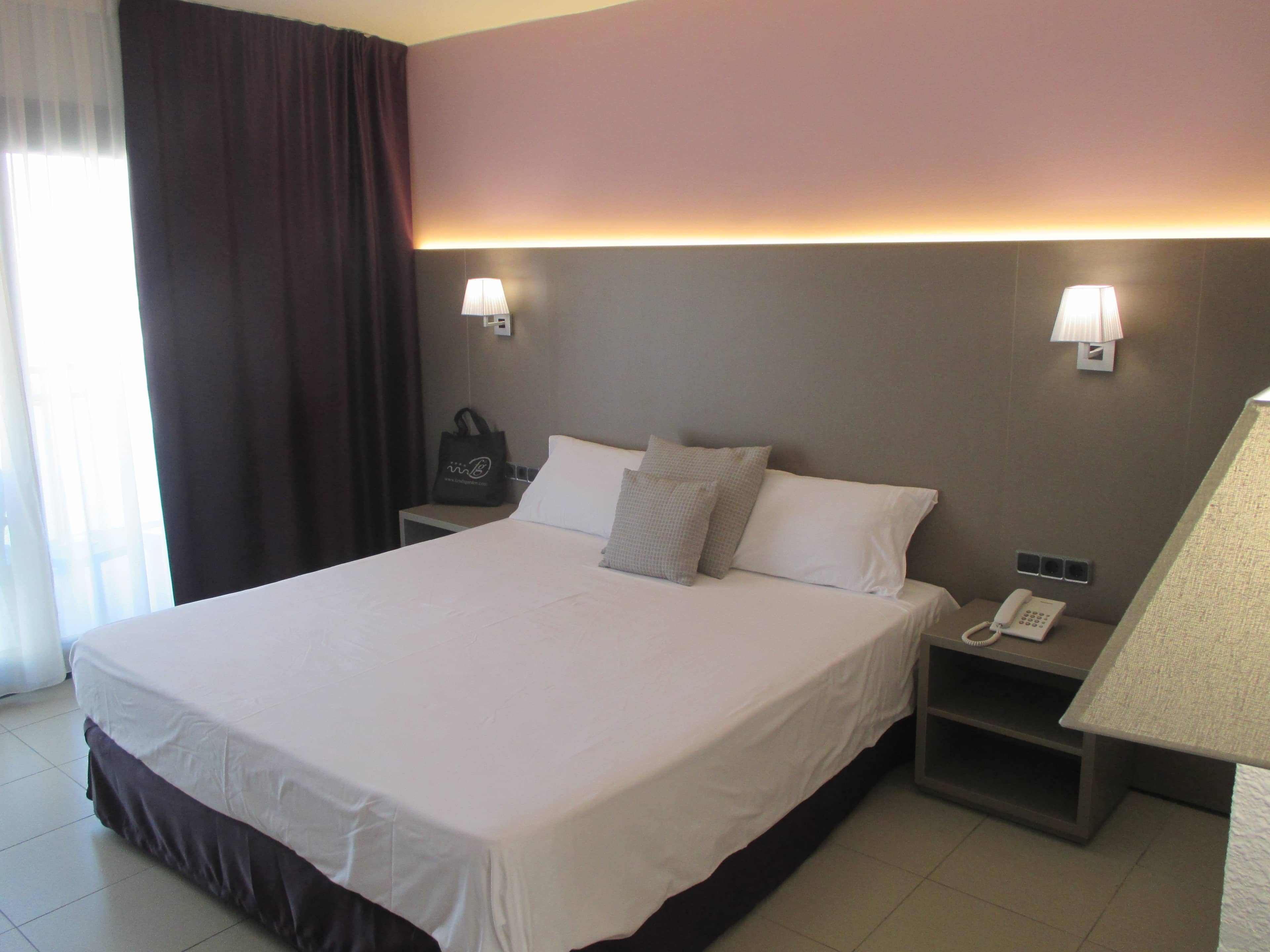 rooms-standard-superior-room-36-floor