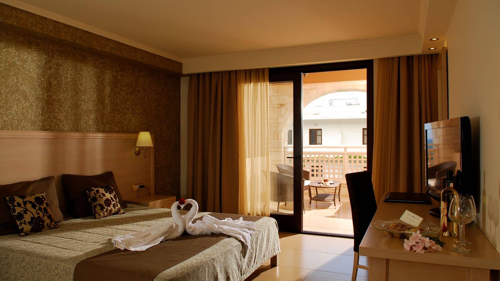 rooms-room-superior-double-balcony-or-terrace